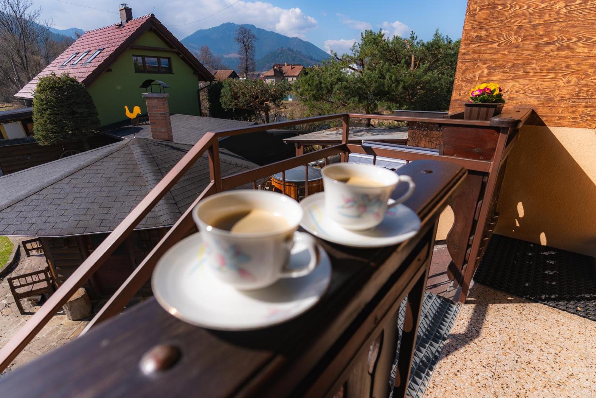 Privat Prima Hotel Liptovský Ján Buitenkant foto